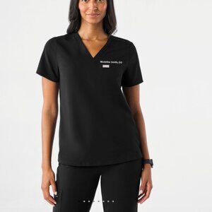 Catarina One-Pocket Scrub Top
